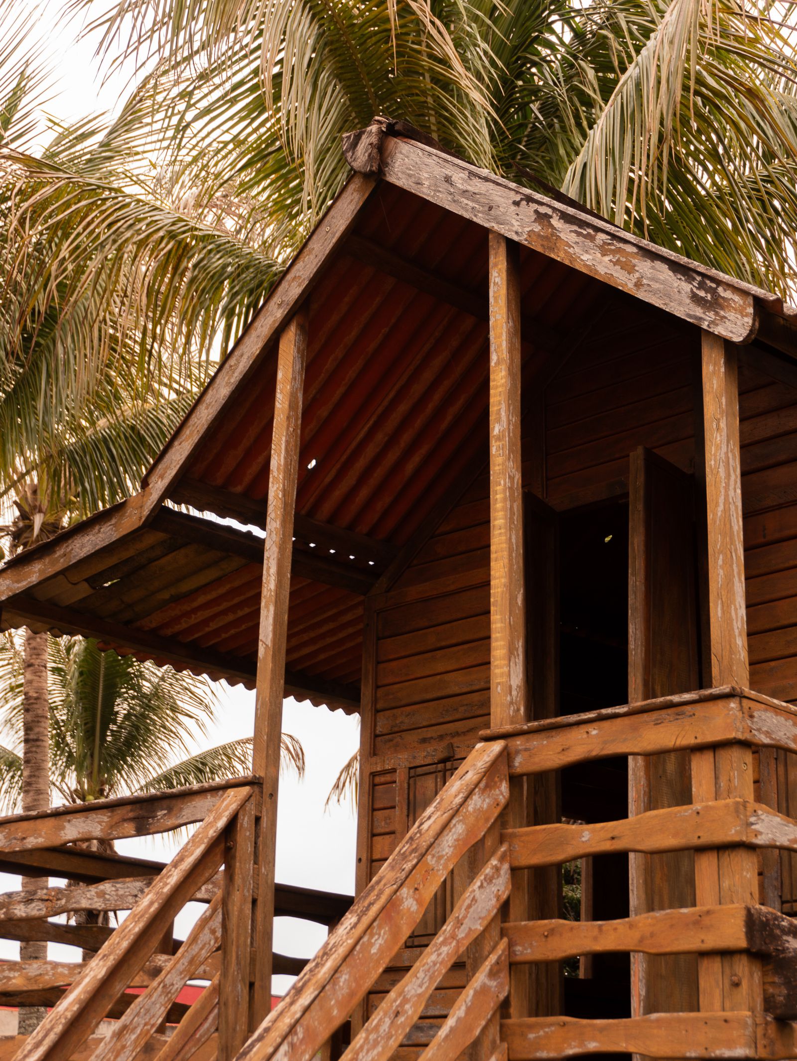 Old Naples Cottage Style, Explained
