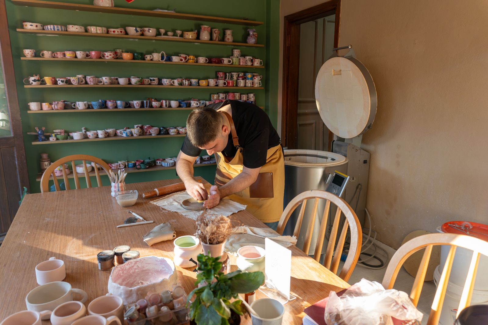 Inside the Naples Art District: 100+ Artists, Five Clusters, and When to Go